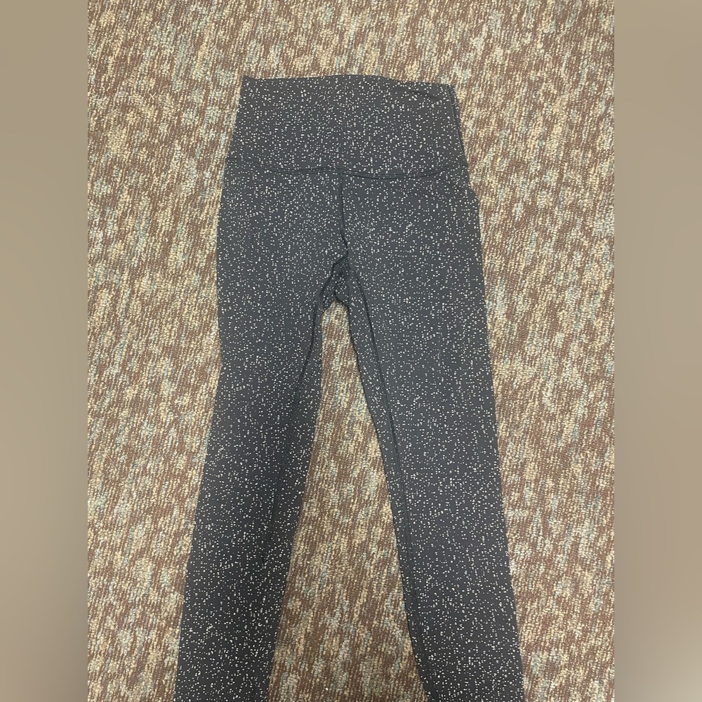 Lululemon leggings size 4